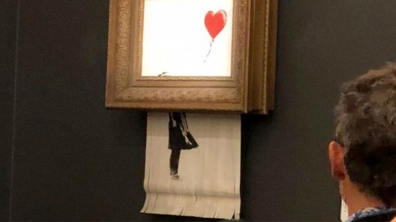 Banksynin eseri yine de satıldı: ‘Kırmızı Balonlu Kız’, ‘Çöpteki Aşk’a dönüştü