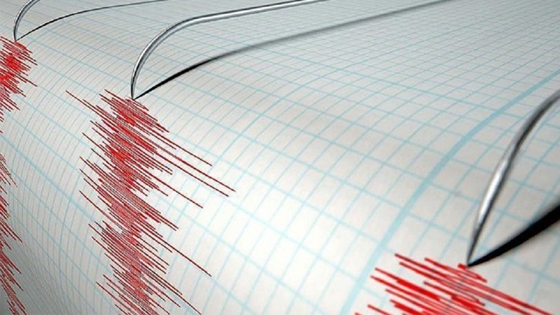 Endonezyada 6.2 büyüklüğünde deprem