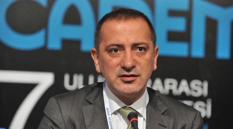 Fatih Altaylı: Türkiyenin çok çok önemli siyasetçileri, astrologlara danışarak iş yaptı