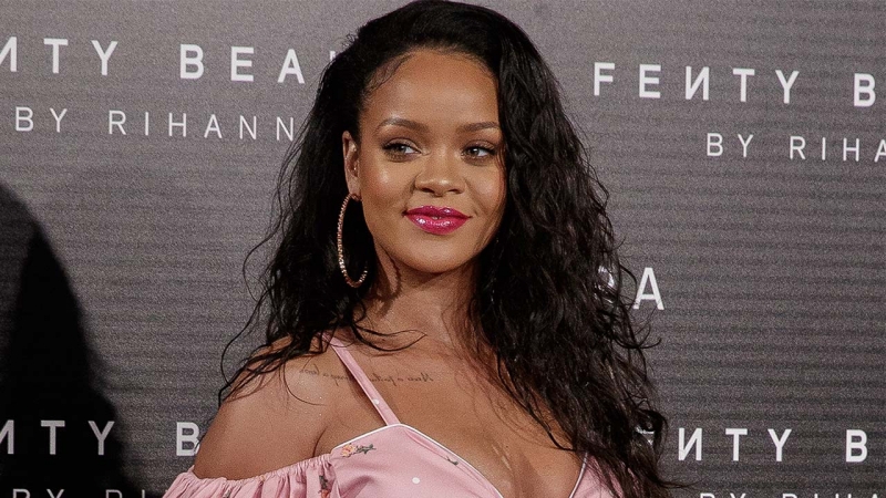 Rihannadan babasına soyadı davası