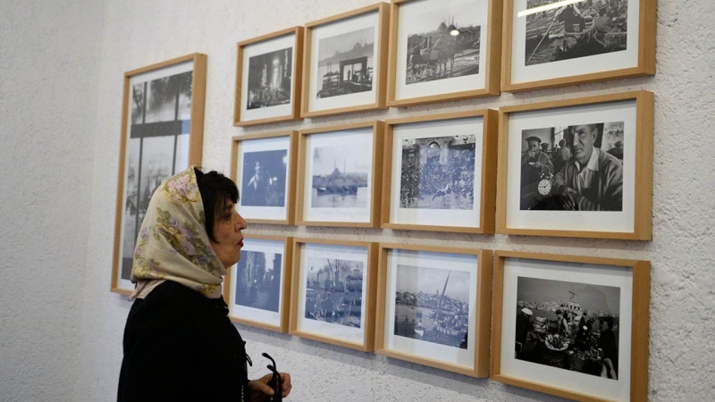 Ara Gülerin fotoğrafları İranlı sanatseverlerle buluştu