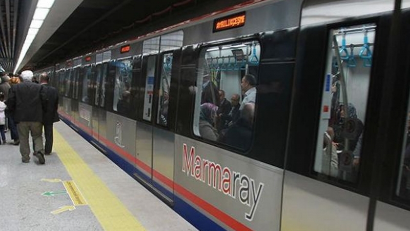 Marmaray seferlerinde arıza