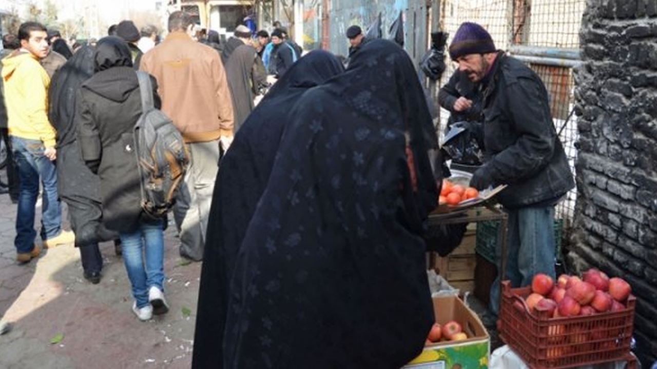 İranın dörtte biri fakir